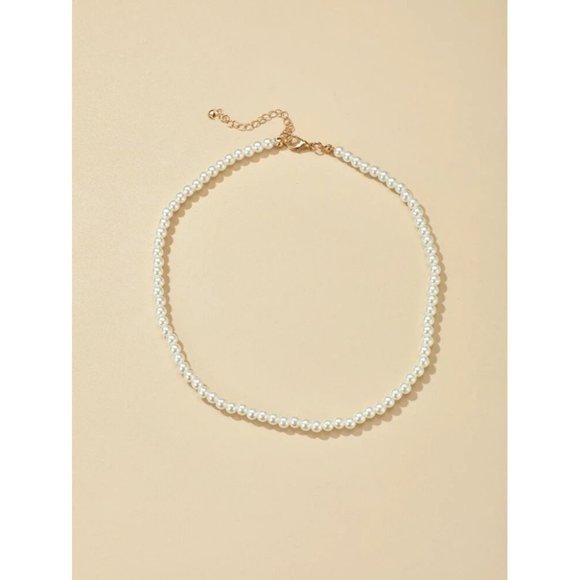Faux Pearl Beaded Necklace - Picture 3 of 3